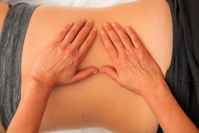 Massage du ventre